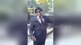 Newsflare Edit - Ray Charles Impersonation