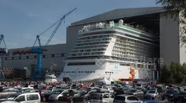 Time-lapse of cruise ship