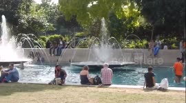 Londoners bask in heatwave