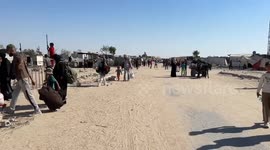 Israeli military push forces Palestinian families to flee Khan Younis