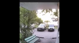 Drunk man falls from third floor and roars before walking away in Salavat, Russia