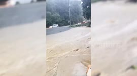 US: Floodwaters inundate gas station in Westchester, New York