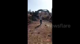 Lebanon: Israeli forces burned two bulldozers that were clearing the debris of destroyed buildings