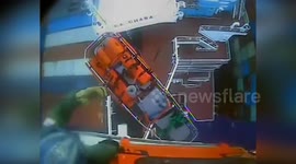 US: Coast Guard Lifts Injured Sailor From Cargo Ship Off Oahu Coast