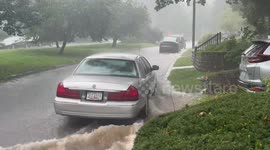 US: Torrential Rain Hits North of DC, Sparks Flash Flood Emergency 3