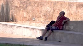 Warnings issued as heatwave boils Greek cities, tourists and local struggle to stay cool