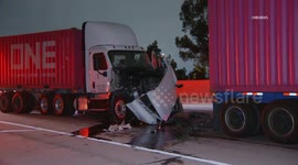 US, Los Angeles: Hacienda Heights Traffic Collision Involving 2 Semis Blocks Freeway Lanes