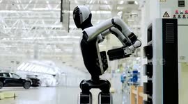 Chinese tech company builds robot that can change its own batteries without shutting down