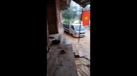 The moment flash floods suddenly appeared and attacked a village in central Vietnam when Typhoon Wipha made landfall in Vietnam