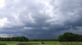 Time-lapse captures storm clouds forming over Elkton, Florida