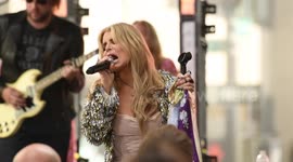 US: Jessica Simpson Performs on NBC Today Show