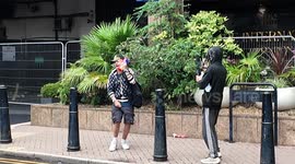 Outside the hotel that is alleged to be getting Illegal Immigrants from the Bell Hotel in Epping* a Tiktoker try’s to make use on the situation by doing a musical number