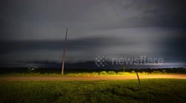 US: Stunning Lightning Storm Lights Up Valley Nebraska Skies