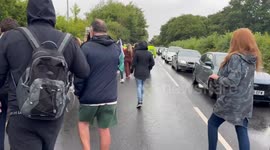 UK: Anti-Migrant Protesters March From Bell Hotel to Council Offices in Epping