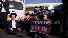 Ultra-Orthodox Israelis protest arrests over draft refusal