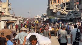 World Food Program distributes flour to famine-stricken families in Khan Younis