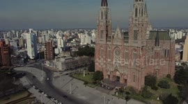 Argentine artist completes mural of Pope Francis in Buenos Aires