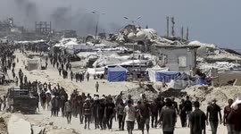 Empty aid trucks wait at Israel-Gaza crossing amid deepening humanitarian crisis