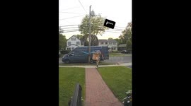 Amazon Delivery Man Shares His Feelings