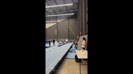 Gymnast pulls off continuous backflips before landing in foam pit in Sydney, Australia