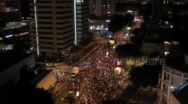 Thousands of Israelis protest in Tel Aviv to demand prisoner swap deal (2)