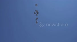Relief packages air-dropped to civilians in Gaza (2)