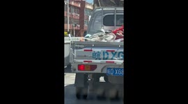 Mini truck catches fire during heatwave in Anhui, China