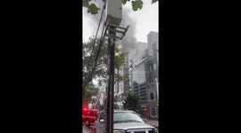 Rooftop fire prompts emergency response in Williamsburg, New York