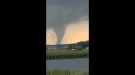 US: Massive Tornado Touches Down Near Watertown, South Dakota