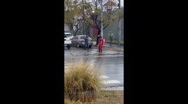 Men Hug After Arguing in Traffic