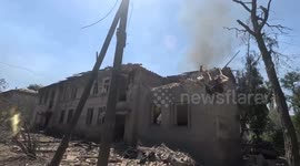 Russian airstrike hits residential building in eastern Ukraine, injures civilians