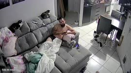 Gas leak explosion caught on home security camera in San Juan, Puerto Rico