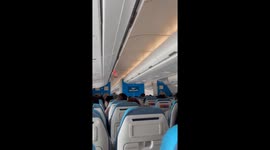 Panicked passengers scream as turbulence hit flight