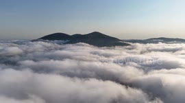 Türkiye: Breathtaking drone footage shows 'sea of fog' over mountain in northern Türkiye