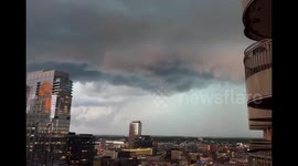 US: Storm Shelf Clouds Roll Into Minneapolis