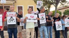 Israel: Israeli police detain Jewish, Arab protesters in Haifa over Gaza hunger crisis