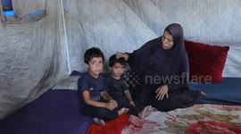 Displaced Palestinians risk lives in search of food aid
