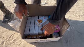 Hunger-stricken Palestinians rush to Gaza aid distribution point for limited flour