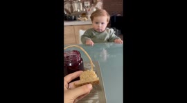 Little boy mimics adult Spanish accent in Villa María, Argentina