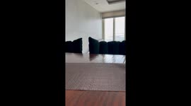 Glass shatters mid-latte prep, ruins coffee plans but wins 4M views