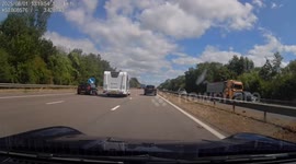 Lorry careers onto wrong side of M5 terrifying Porsche driver
