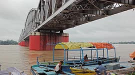 India: Rising Ganges water level triggers flood threat in India's Varanasi