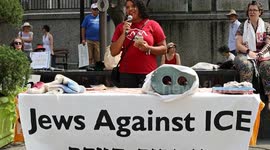USA: Jews Demand an End to ICE Attacks