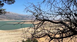 Water level in Lebanon’s Lake Qaraoun hits historic low amid drought warning