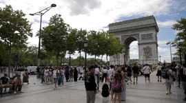US tariffs raise pressure on French luxury brands