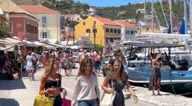 Overtourism: Greece is a Crowded Paradise, But Tourists Spend Less