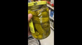 US shopper finds cricket floating inside pickle jar
