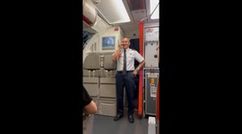 Pilot gives emotional speech to whole plane on Jetstar Asia’s last flight to the Philippines