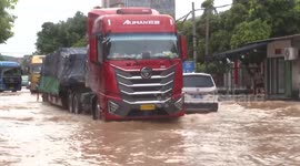 China: Heavy downpours prompt swift evacuation response in south China