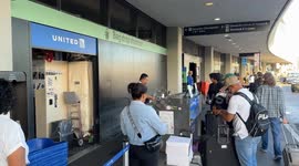 US: Tech glitch grounds United Airlines flights, causing hundreds of delays